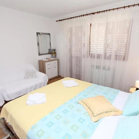 Stipe Apartment